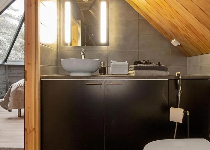 Сasa de vacaciones Samruam B Aurora By Interhome